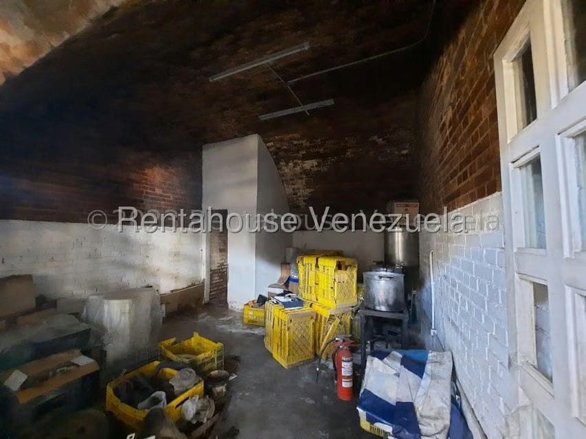 Comercial (Galpon - Deposito) en Alquiler en Avenida Milagro Norte, Zulia - 23