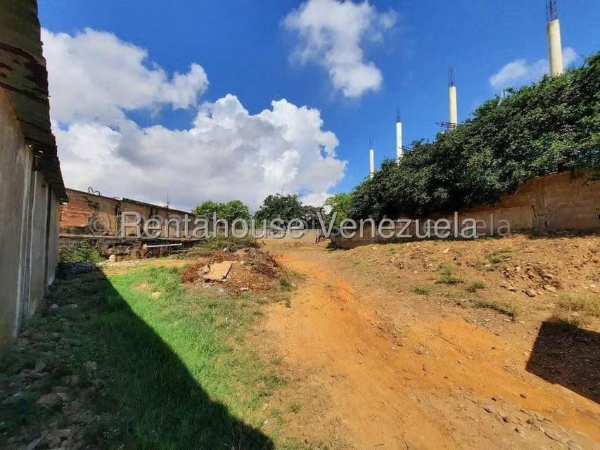 Comercial (Galpon - Deposito) en Alquiler en Avenida Milagro Norte, Zulia - 25