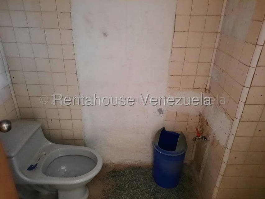 Comercial (Galpon - Deposito) en Alquiler en Avenida Milagro Norte, Zulia - 10