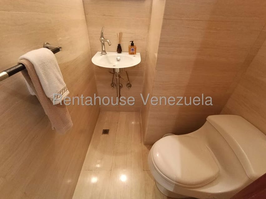 Apartamento (1 Nivel) en Venta en La Tahona, Distrito Metropolitano - 23