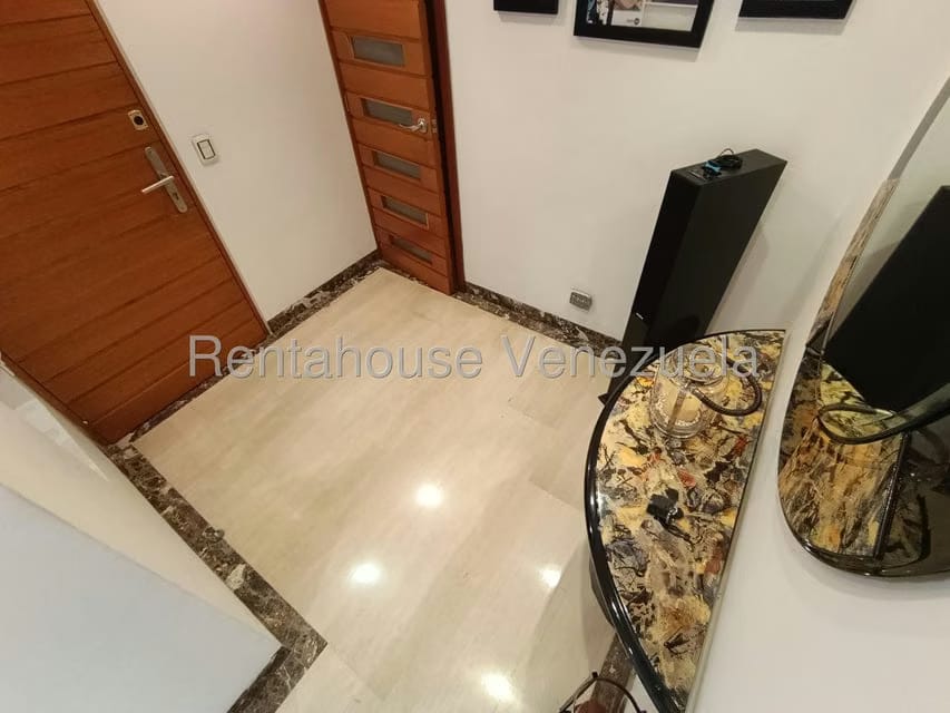 Apartamento (1 Nivel) en Venta en La Tahona, Distrito Metropolitano - 24