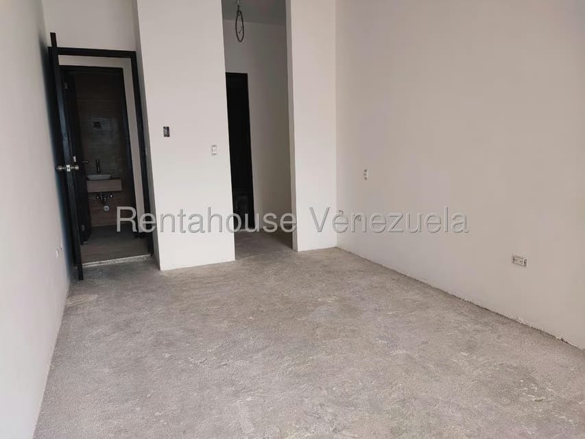 Apartamento (1 Nivel) en Venta en Las Mercedes, Distrito Metropolitano - 28