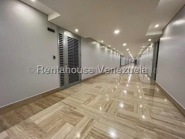 Apartamento (1 Nivel) en Venta en Las Mercedes, Distrito Metropolitano - 36