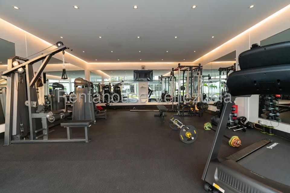 Casa (Duplex) en Venta en Prados del Este, Distrito Metropolitano - 12