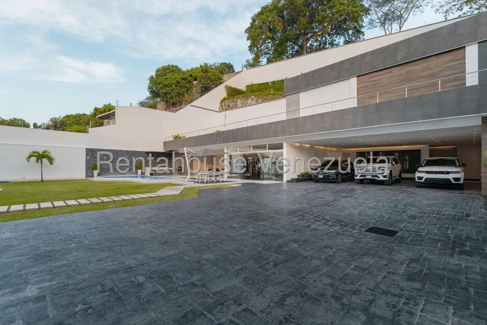 Casa (Duplex) en Venta en Prados del Este, Distrito Metropolitano - 15