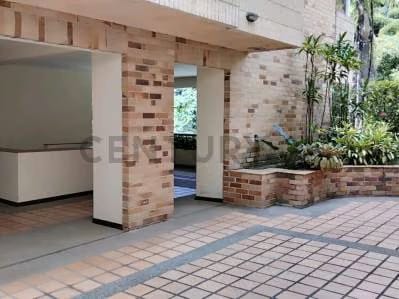 Apartamento en alquiler en Urbanizacion Miranda, duplex de 224m2 AH - 5