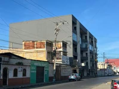 Centro Comercial Georgo en venta en en centro de Cumaná - 3