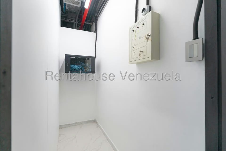 Comercial (Oficina) en Alquiler en Las Mercedes, Distrito Metropolitano - 17