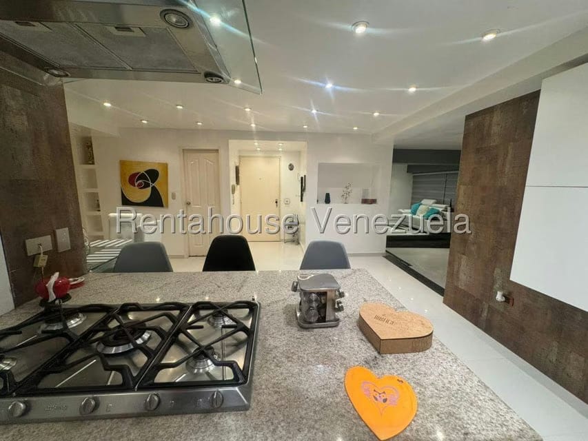Apartamento (1 Nivel) en Venta en Parque Caiza, Distrito Metropolitano - 2
