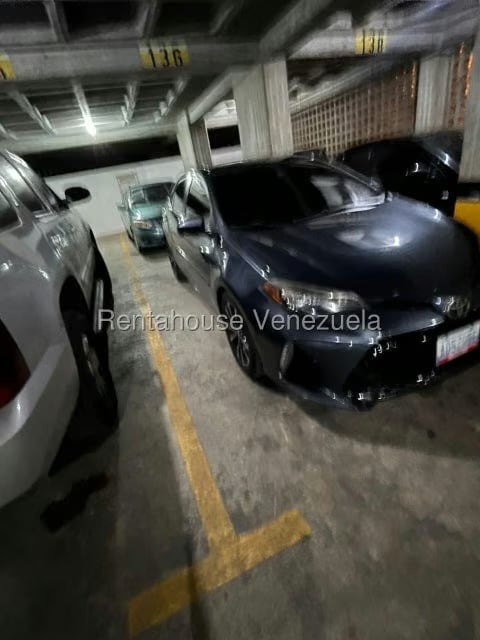 Apartamento (1 Nivel) en Venta en Parque Caiza, Distrito Metropolitano - 25