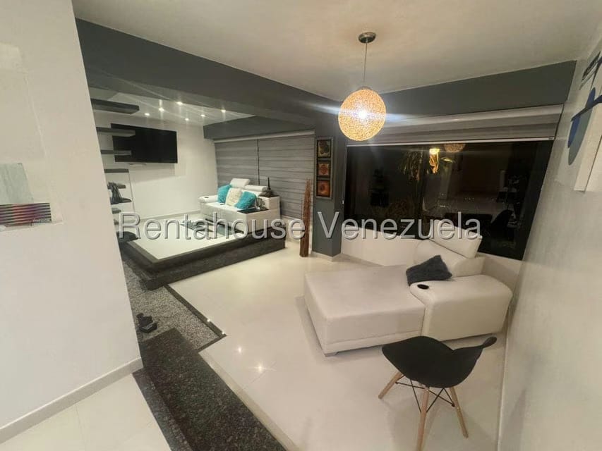 Apartamento (1 Nivel) en Venta en Parque Caiza, Distrito Metropolitano - 5