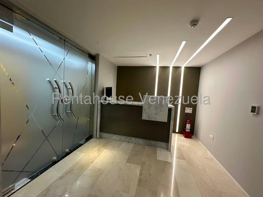 Oficina en Alquiler en Las Mercedes, Distrito Metropolitano - 28
