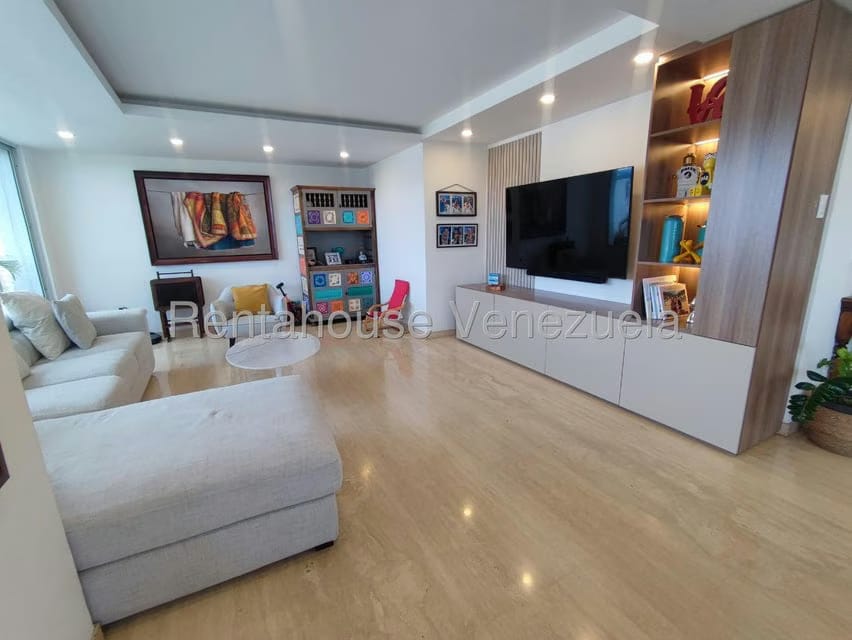 Apartamento (Duplex) en Venta en Los Samanes, Distrito Metropolitano - 24