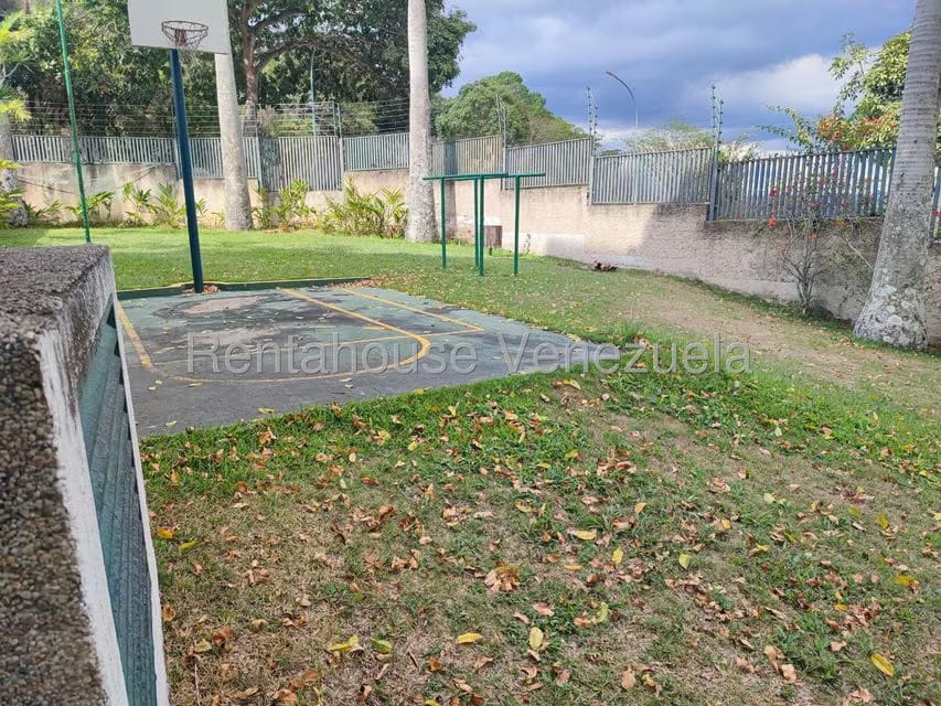 Apartamento (Duplex) en Venta en Los Samanes, Distrito Metropolitano - 64