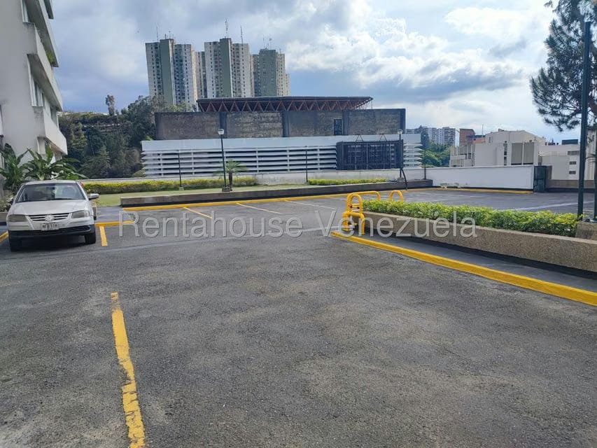 Apartamento (Duplex) en Venta en Los Samanes, Distrito Metropolitano - 67