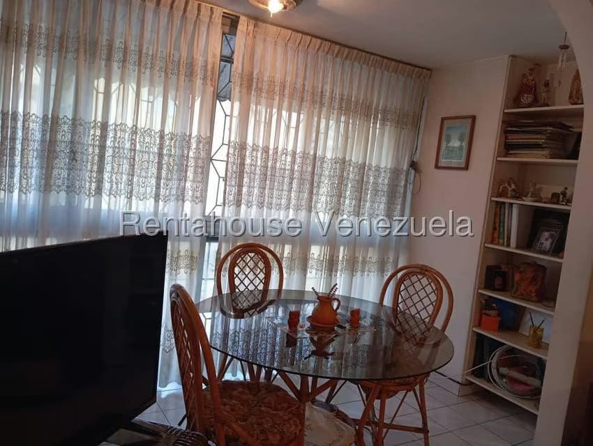 Apartamento (1 Nivel) en Venta en Parroquia Santa Rosalia, Distrito Metropolitano - 17
