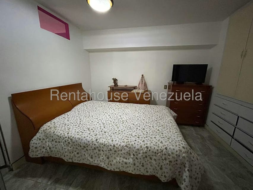 Apartamento (1 Nivel) en Alquiler en Montalban II, Distrito Metropolitano - 26