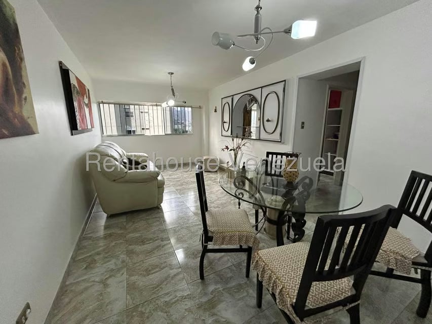 Apartamento (1 Nivel) en Alquiler en Montalban II, Distrito Metropolitano - 8