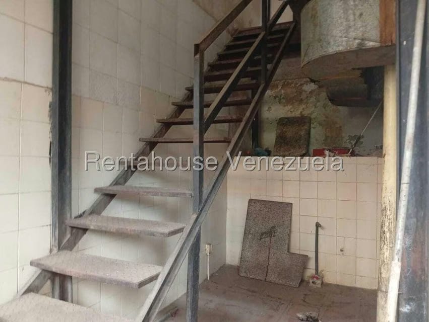 Comercial (Local Comercial) en Venta en Centro, Zulia - 12