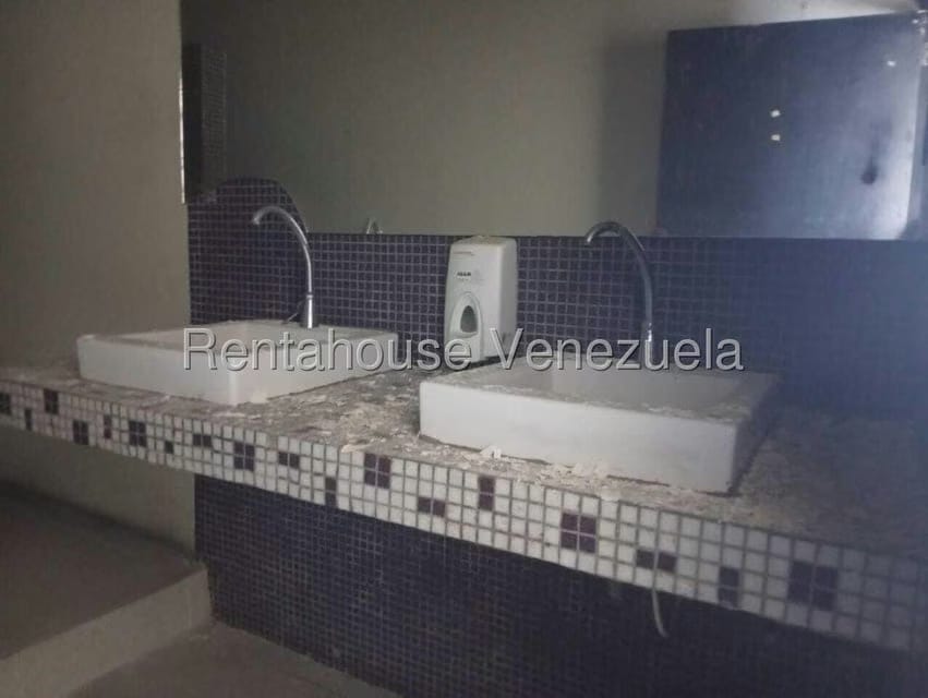 Comercial (Local Comercial) en Venta en Centro, Zulia - 10