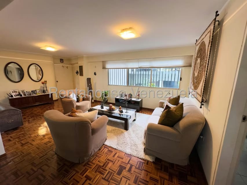 Apartamento (1 Nivel) en Venta en El Hatillo, Distrito Metropolitano - 7