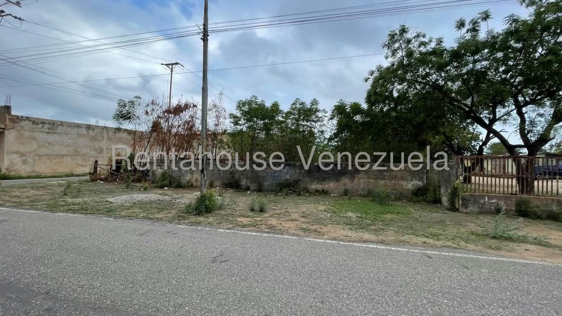 Terreno (Comercial) en Venta en Avenida Intercomunal, Zulia - 6