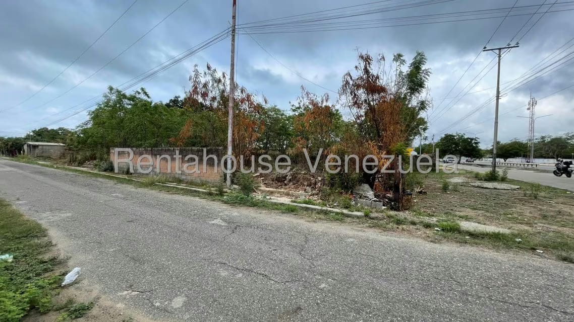 Terreno (Comercial) en Venta en Avenida Intercomunal, Zulia - 8