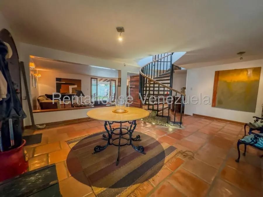 Casa en Venta en Cumbres de Curumo Caracas - 13
