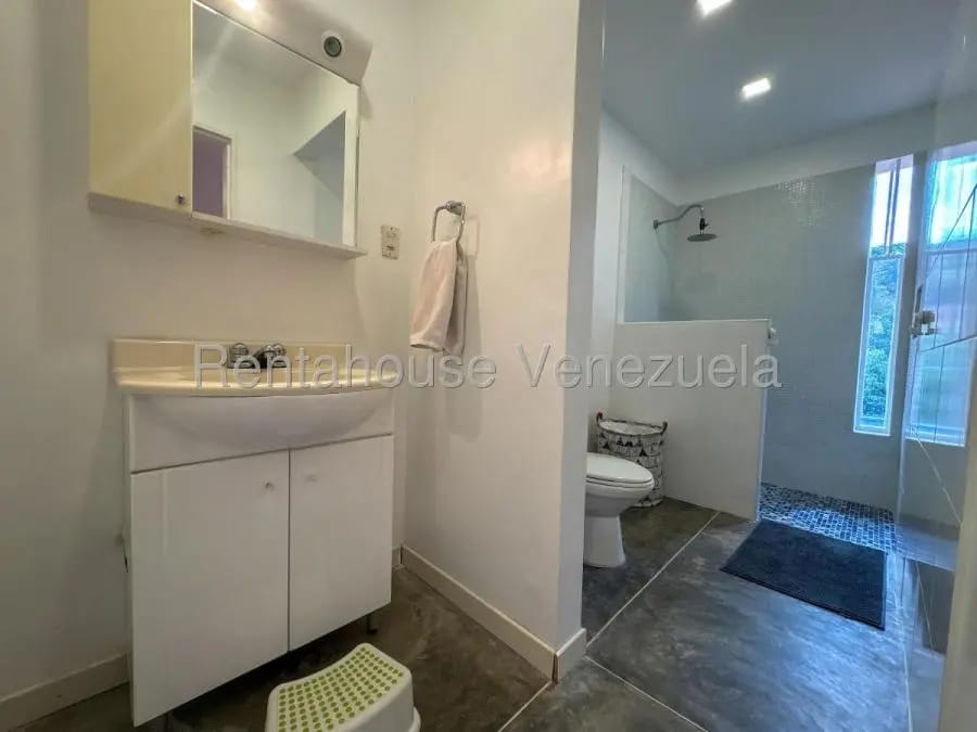 Casa en Venta en Cumbres de Curumo Caracas - 8