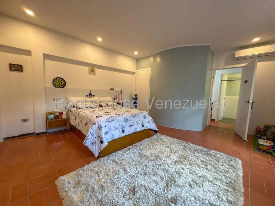 Casa en Venta en Cumbres de Curumo Caracas - 10