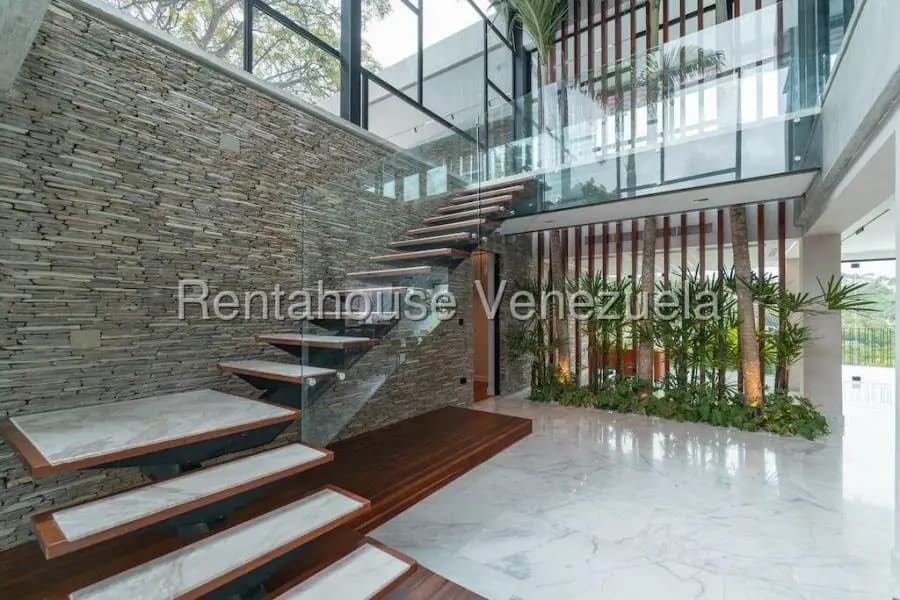 Casa en Venta en Chuao Caracas - 11