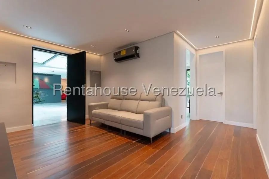 Casa en Venta en Chuao Caracas - 24