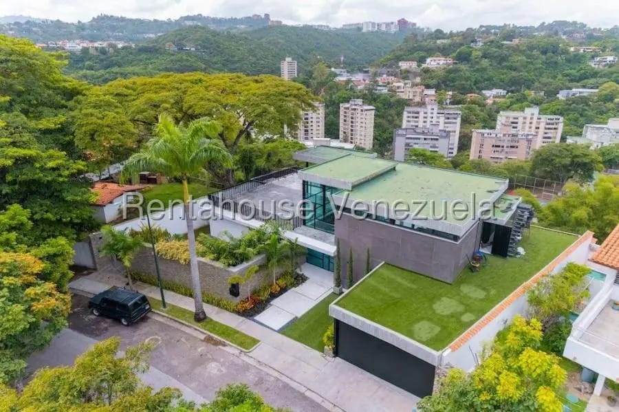 Casa en Venta en Chuao Caracas - 4