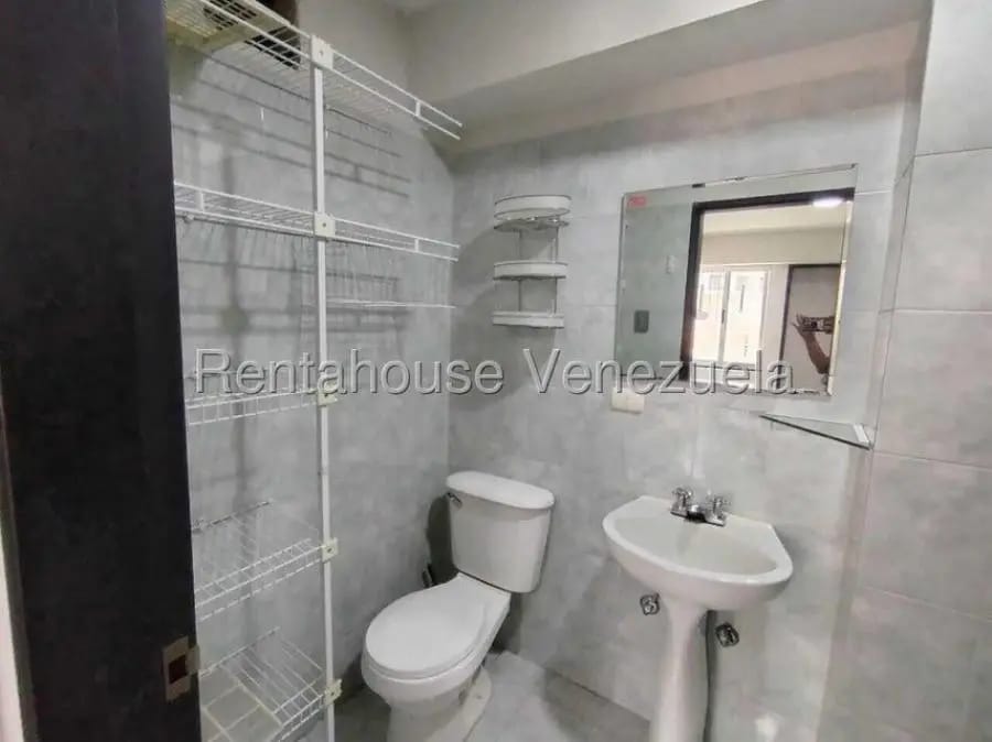 Apartamento en Alquiler en Los Mangos Valencia Carabobo Valencia - 11