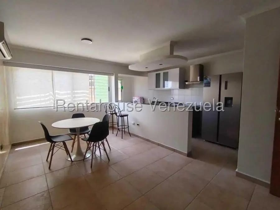 Apartamento en Alquiler en Los Mangos Valencia Carabobo Valencia - 4