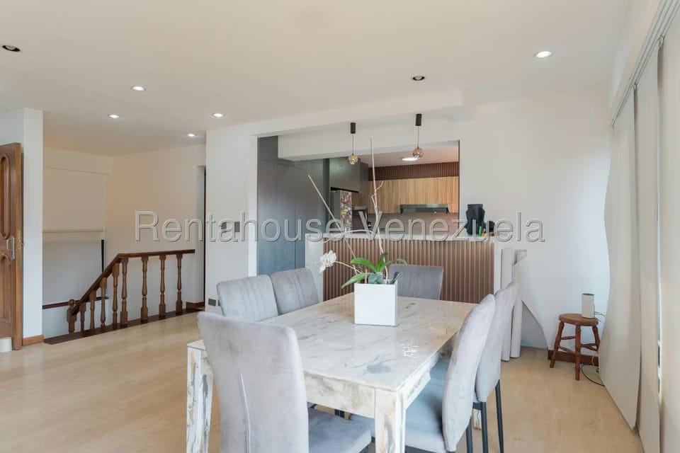 Townhouse (Multiples Niveles) en Venta en Lomas de La Trinidad, Distrito Metropolitano - 13