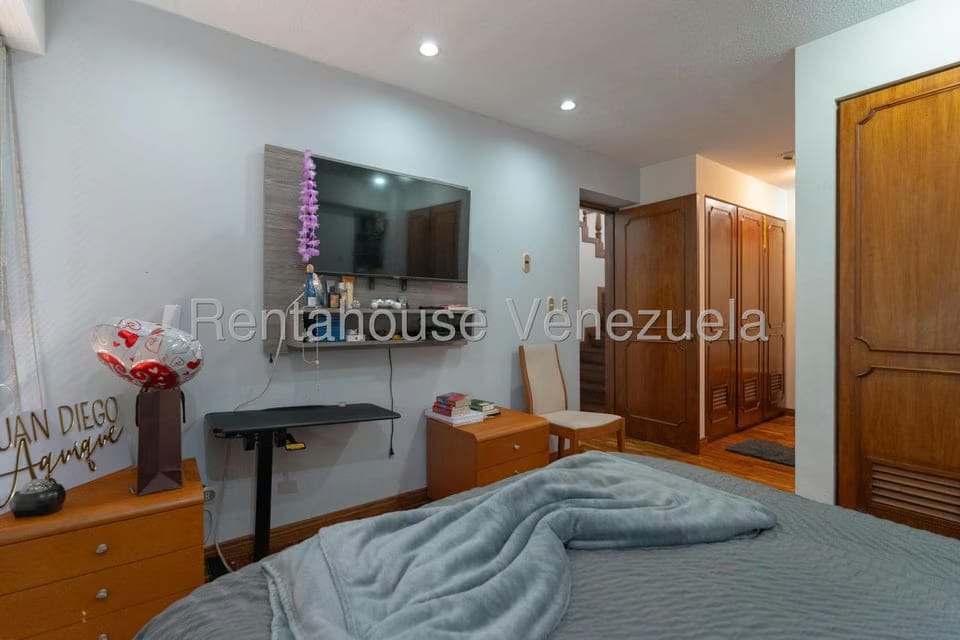 Townhouse (Multiples Niveles) en Venta en Lomas de La Trinidad, Distrito Metropolitano - 33