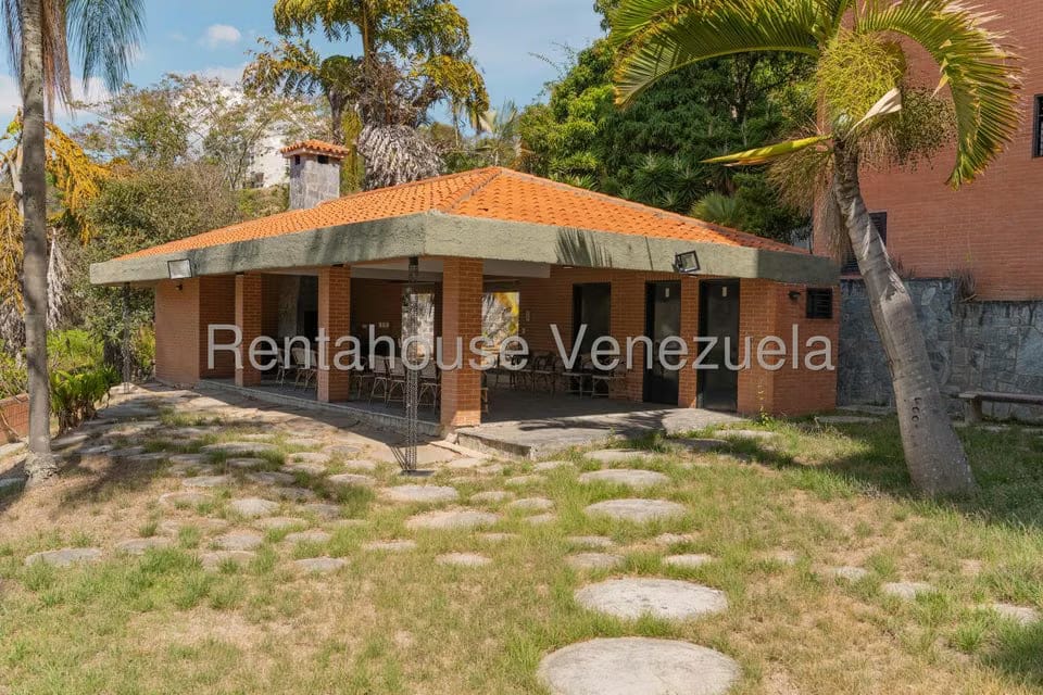 Townhouse (Multiples Niveles) en Venta en Lomas de La Trinidad, Distrito Metropolitano - 7