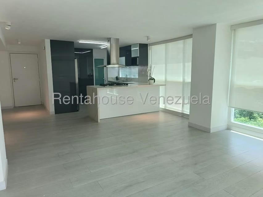Apartamento (1 Nivel) en Venta en Los Naranjos de Las Mercedes, Distrito Metropolitano - 2