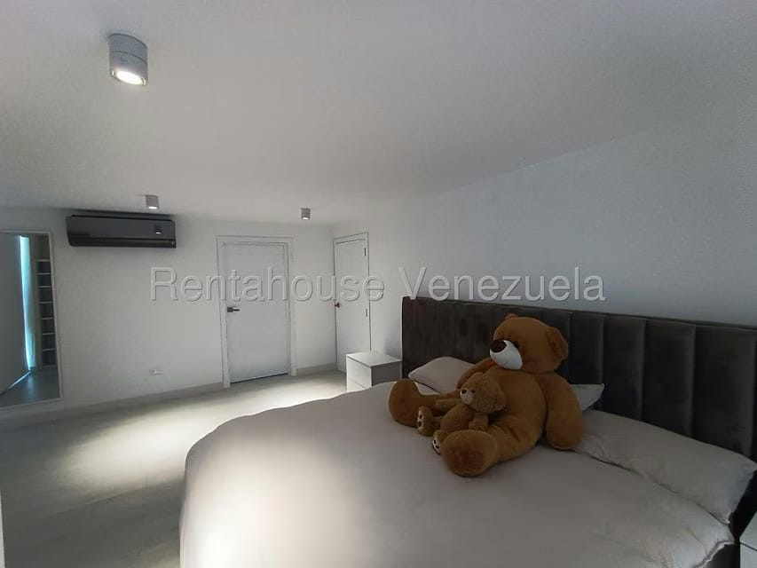 Apartamento (1 Nivel) en Venta en Los Naranjos de Las Mercedes, Distrito Metropolitano - 23