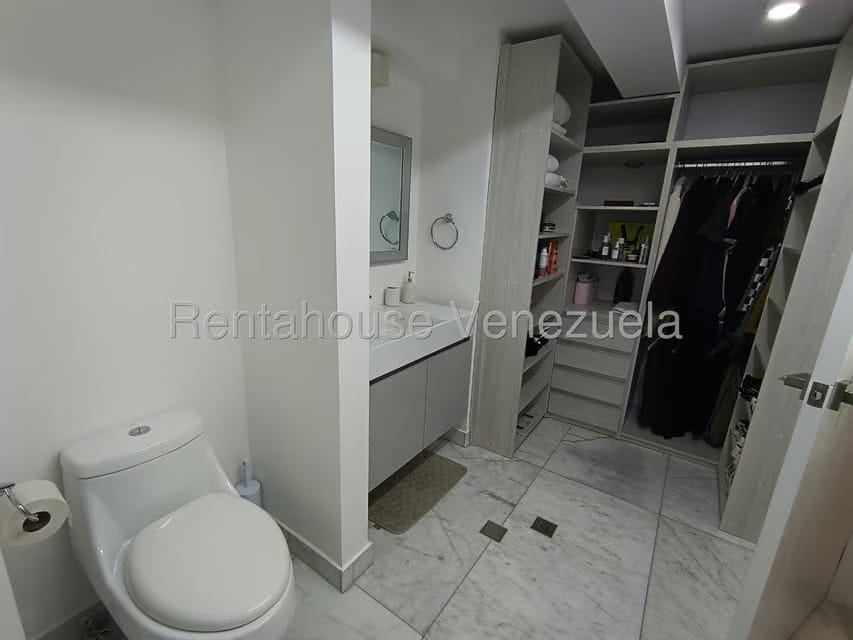 Apartamento (1 Nivel) en Venta en Los Naranjos de Las Mercedes, Distrito Metropolitano - 28