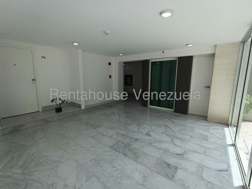 Apartamento (1 Nivel) en Venta en Los Naranjos de Las Mercedes, Distrito Metropolitano - 32