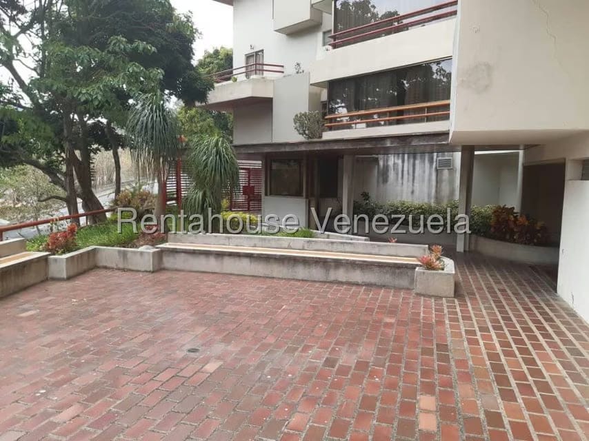Apartamento (1 Nivel) en Venta en Lomas de Prados del Este, Distrito Metropolitano - 13
