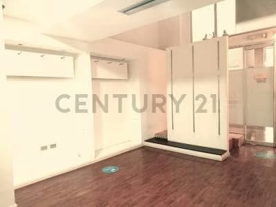 En alquiler local comercial en el C. C.Plaza Las Américas II, municipio Baruta. - 7