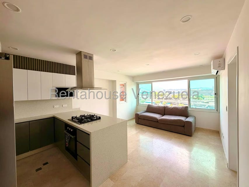 Apartamento (1 Nivel) en Venta en El Rosal, Distrito Metropolitano - 2