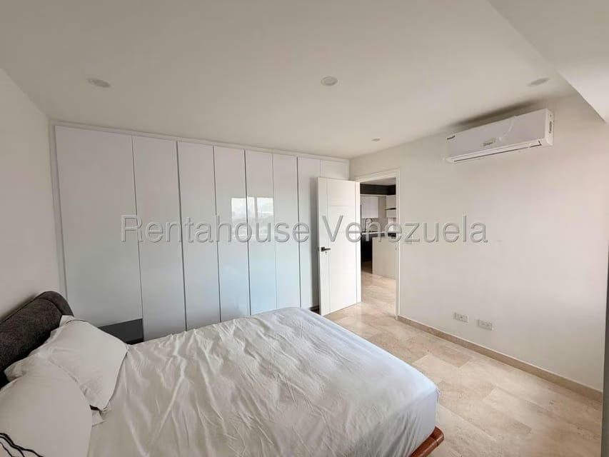Apartamento (1 Nivel) en Venta en El Rosal, Distrito Metropolitano - 8