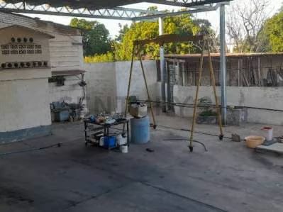 Venta de Galpon a una Cuadra de La Limpia - 2