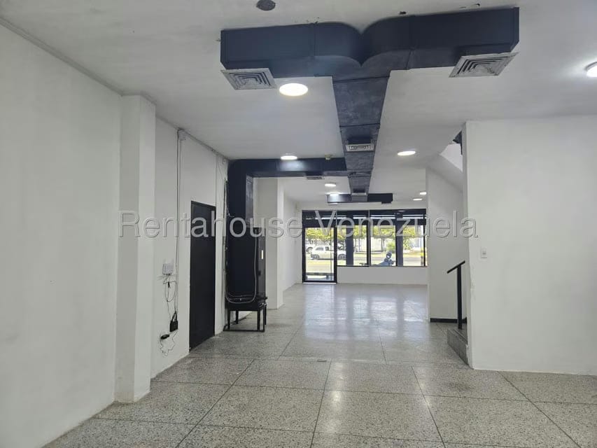 Comercial (Local Comercial) en Alquiler en La N, Zulia - 2