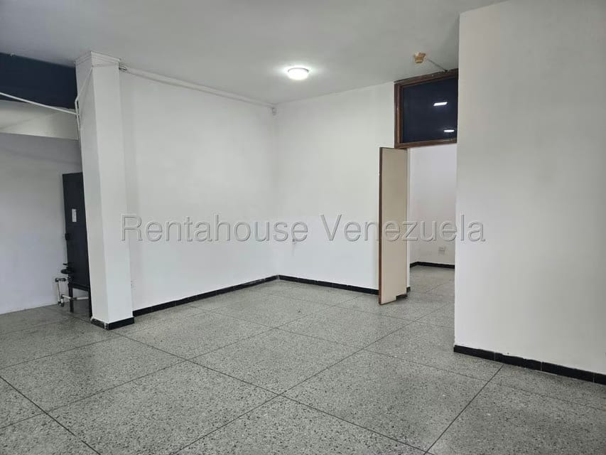 Comercial (Local Comercial) en Alquiler en La N, Zulia - 11