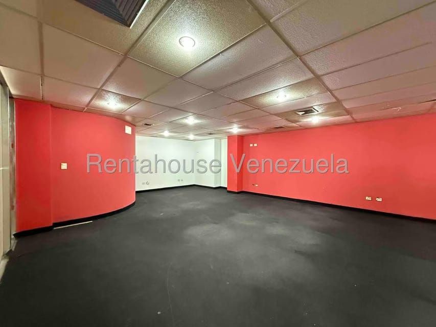 Comercial (Local Comercial) en Alquiler en Los Ruices, Distrito Metropolitano - 14